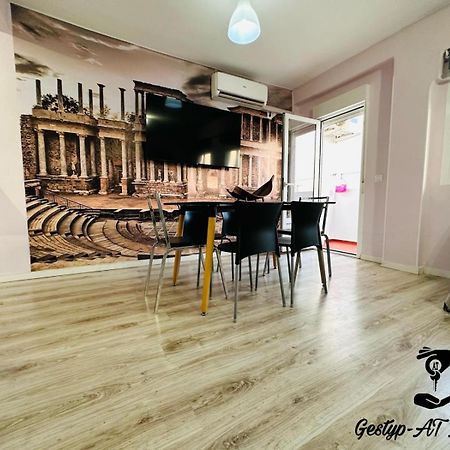 Imperium Apartamentos Centro Parking Gratis ميريذا المظهر الخارجي الصورة