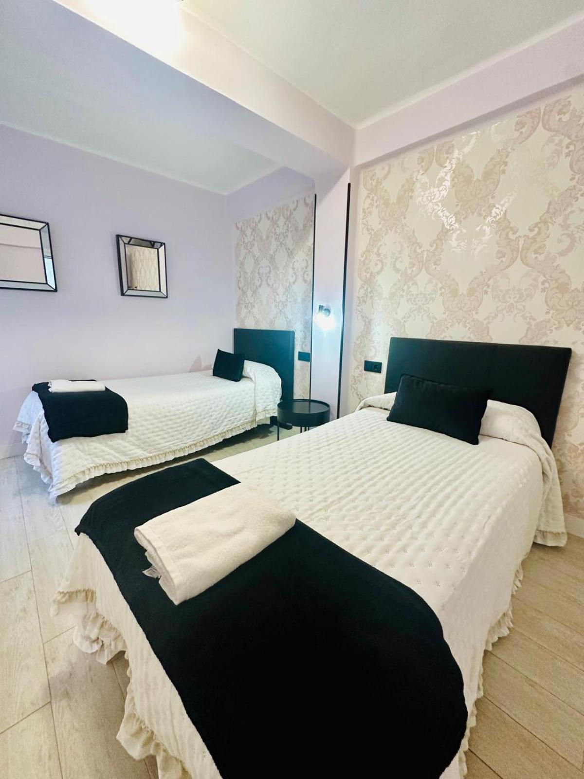 Imperium Apartamentos Centro Parking Gratis ميريذا المظهر الخارجي الصورة