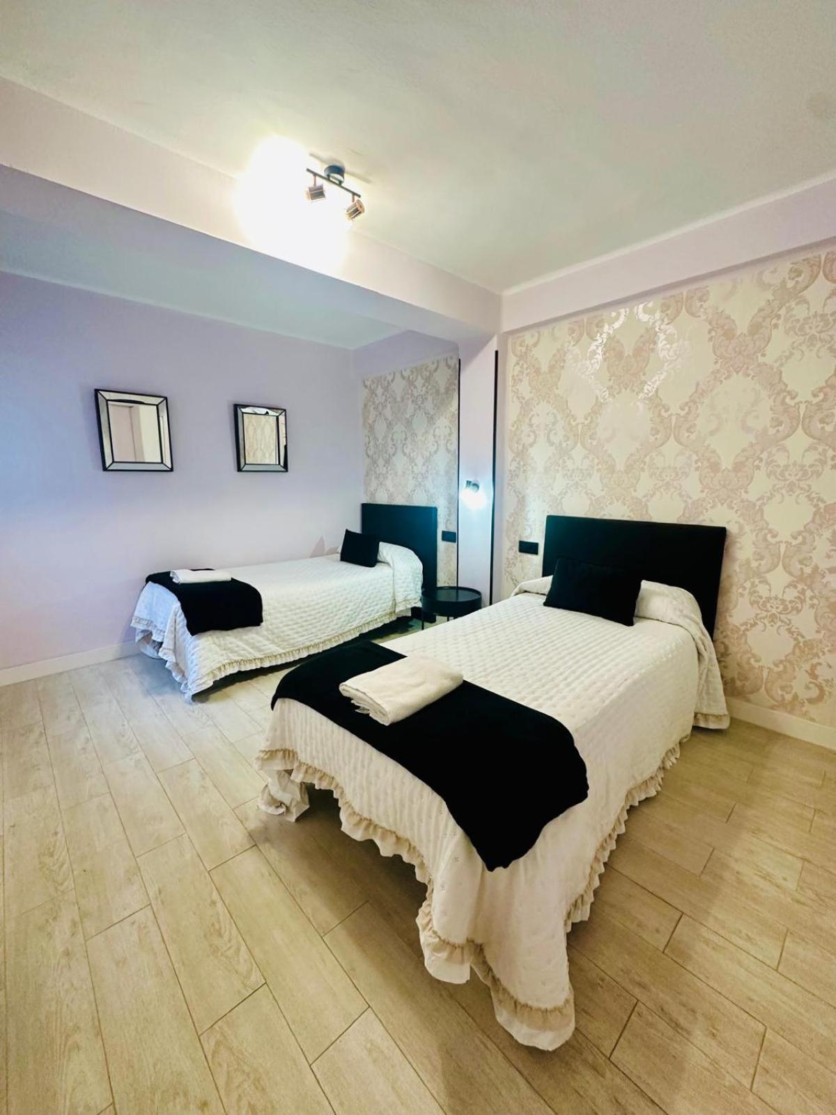 Imperium Apartamentos Centro Parking Gratis ميريذا المظهر الخارجي الصورة