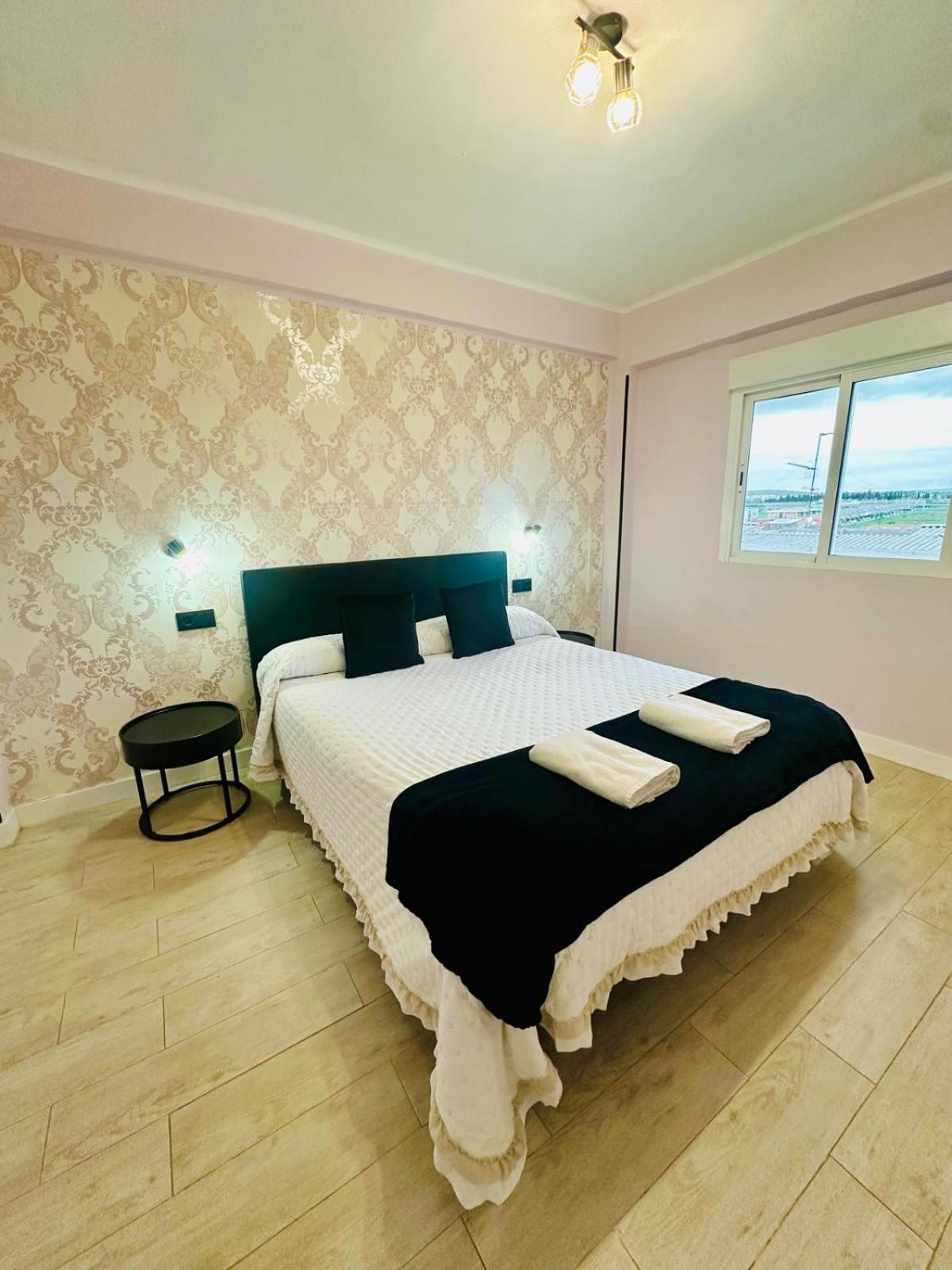 Imperium Apartamentos Centro Parking Gratis ميريذا المظهر الخارجي الصورة
